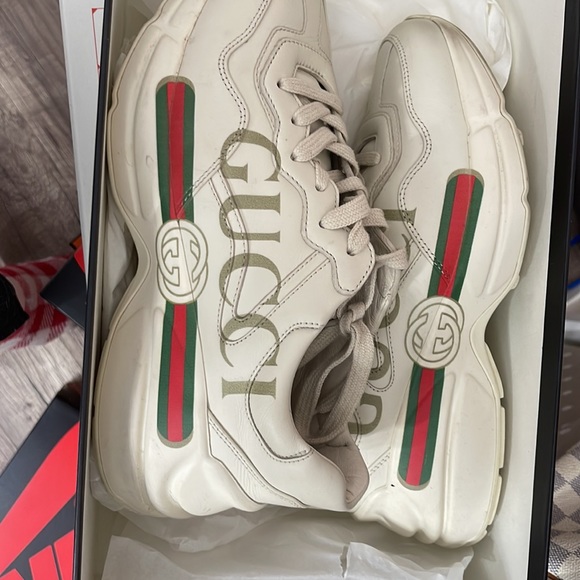 Gucci rhyton sneakers size 38 - Picture 2 of 4